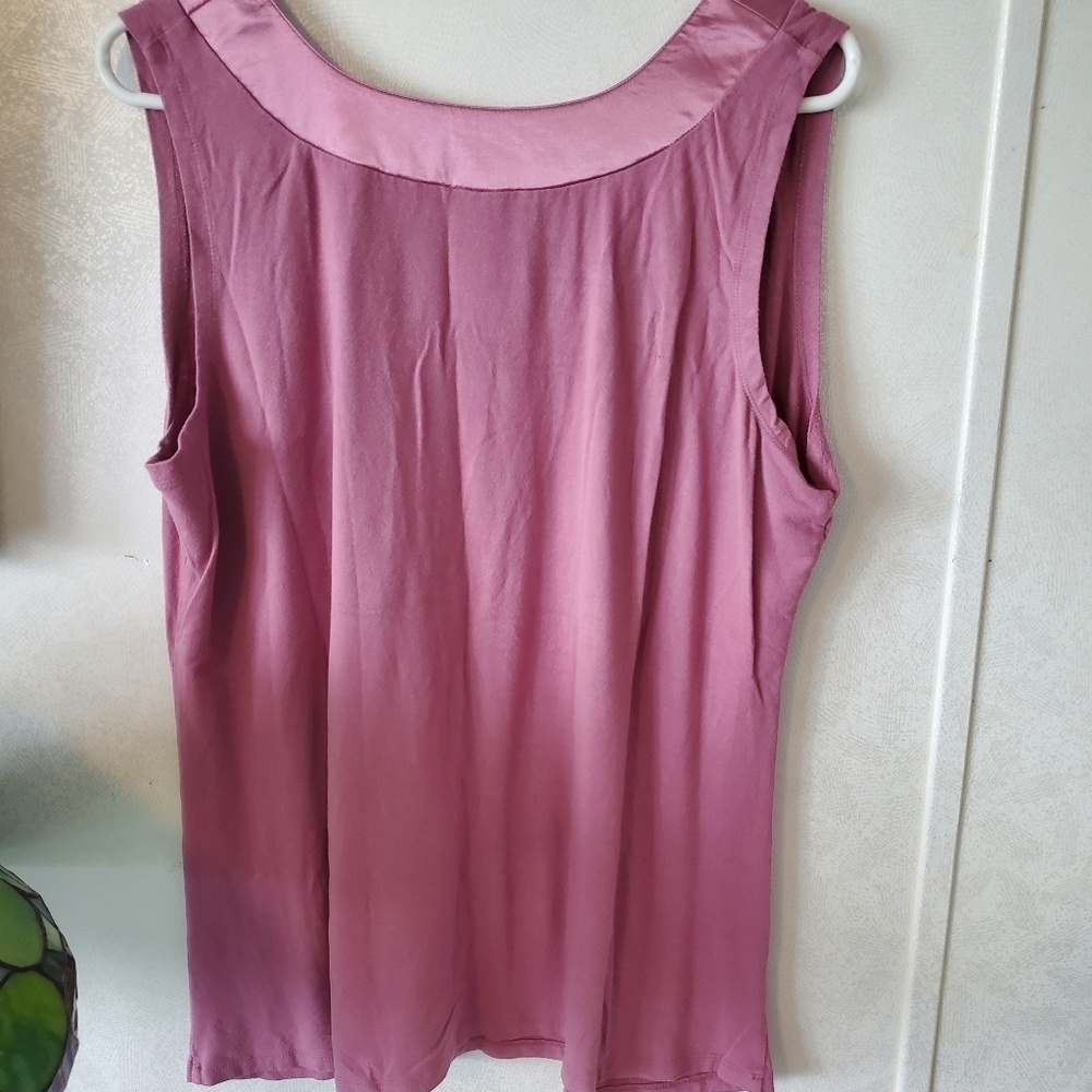 Motto Tank - Picture 3 of 12